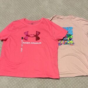Under Armour Kids Coral t-shirt NWT and Nike Beige Graphic Tees sizes xl and l